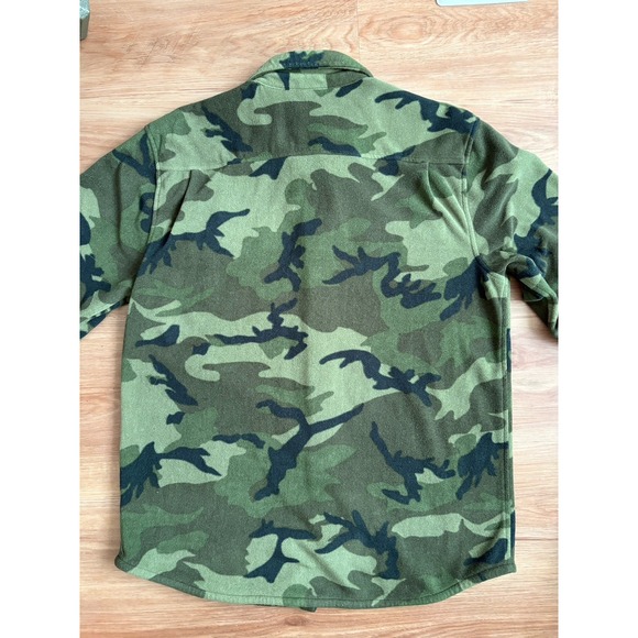 LL Bean Slightly Fitted Camo Fleece Button Down Shirt Men's Med Item ID # 298261 - Picture 3 of 5